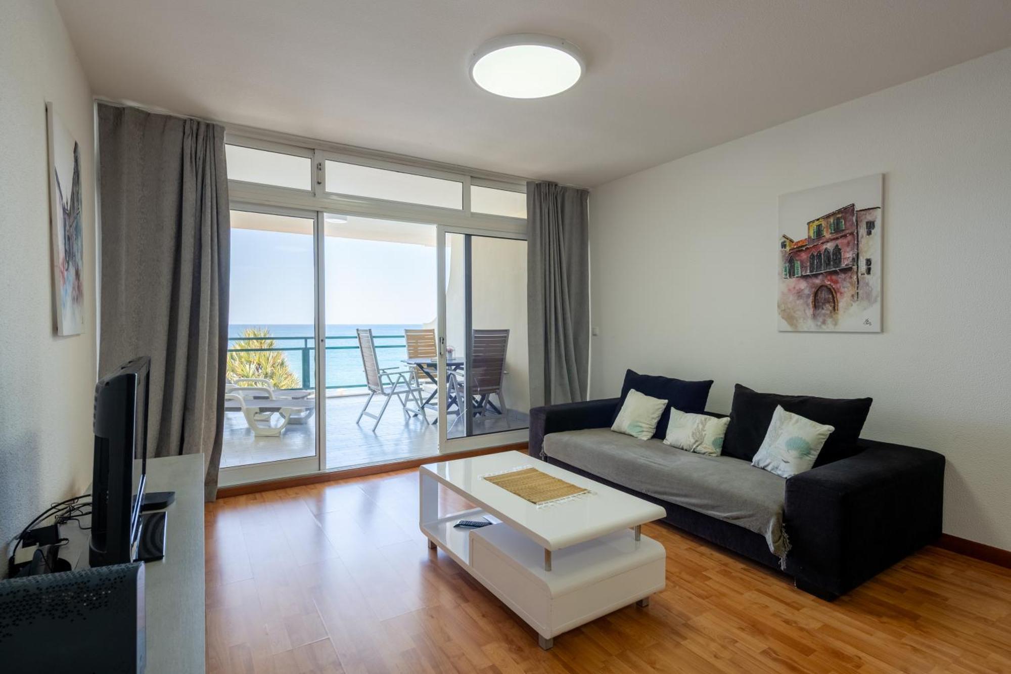 Atlantic View Apartment At Formosa Beach Funchal  Eksteriør billede