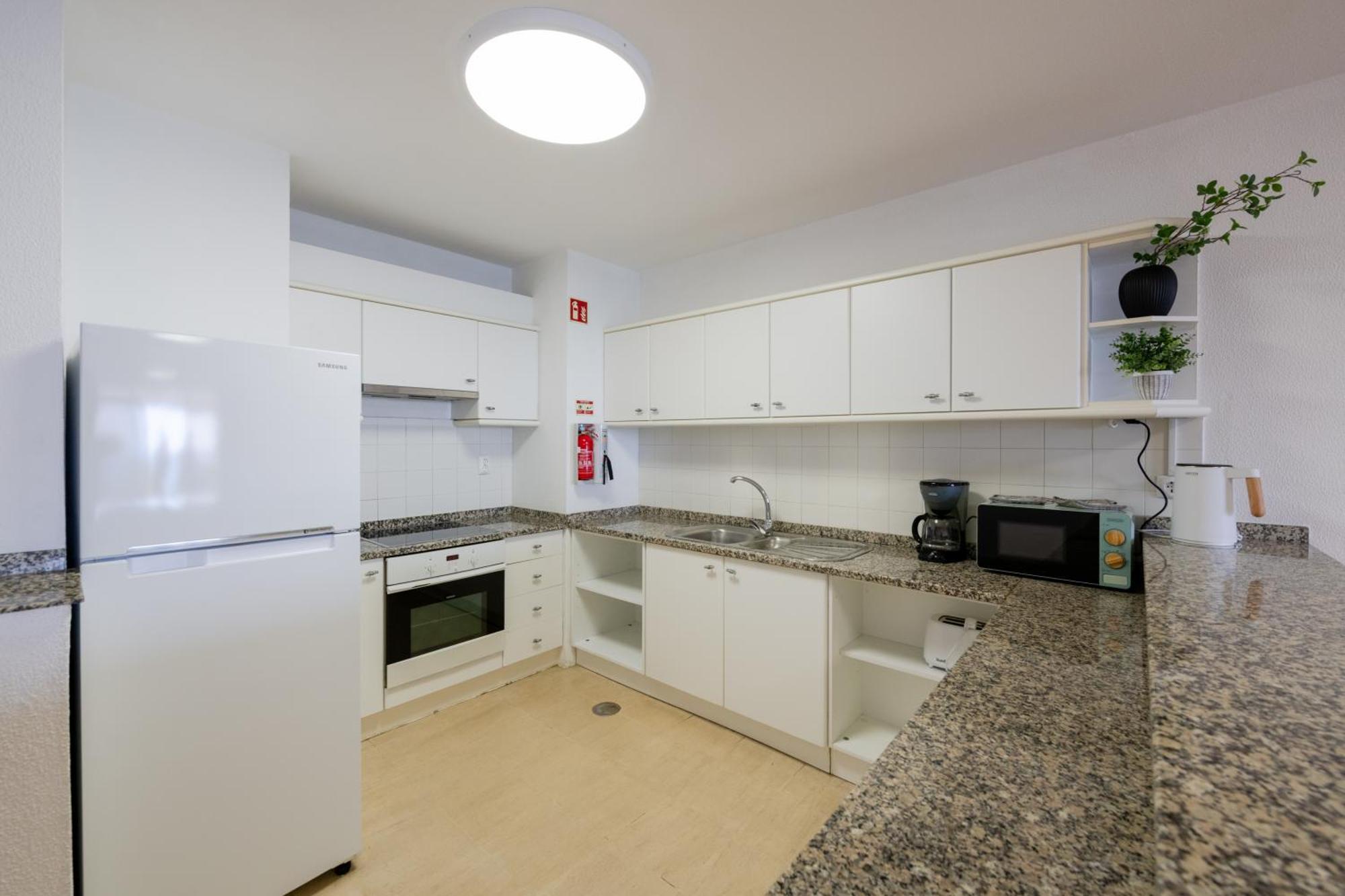 Atlantic View Apartment At Formosa Beach Funchal  Eksteriør billede