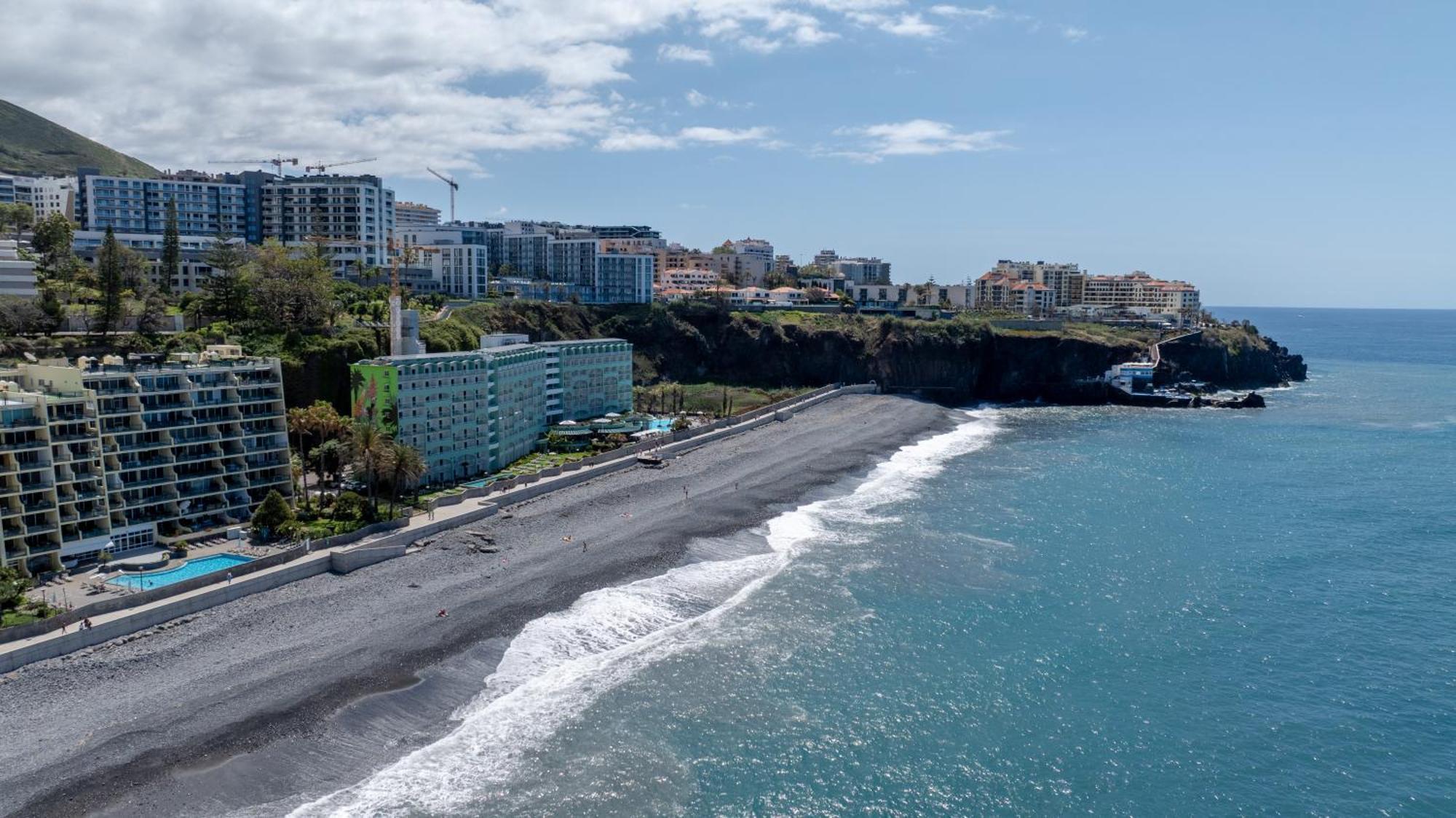 Atlantic View Apartment At Formosa Beach Funchal  Eksteriør billede