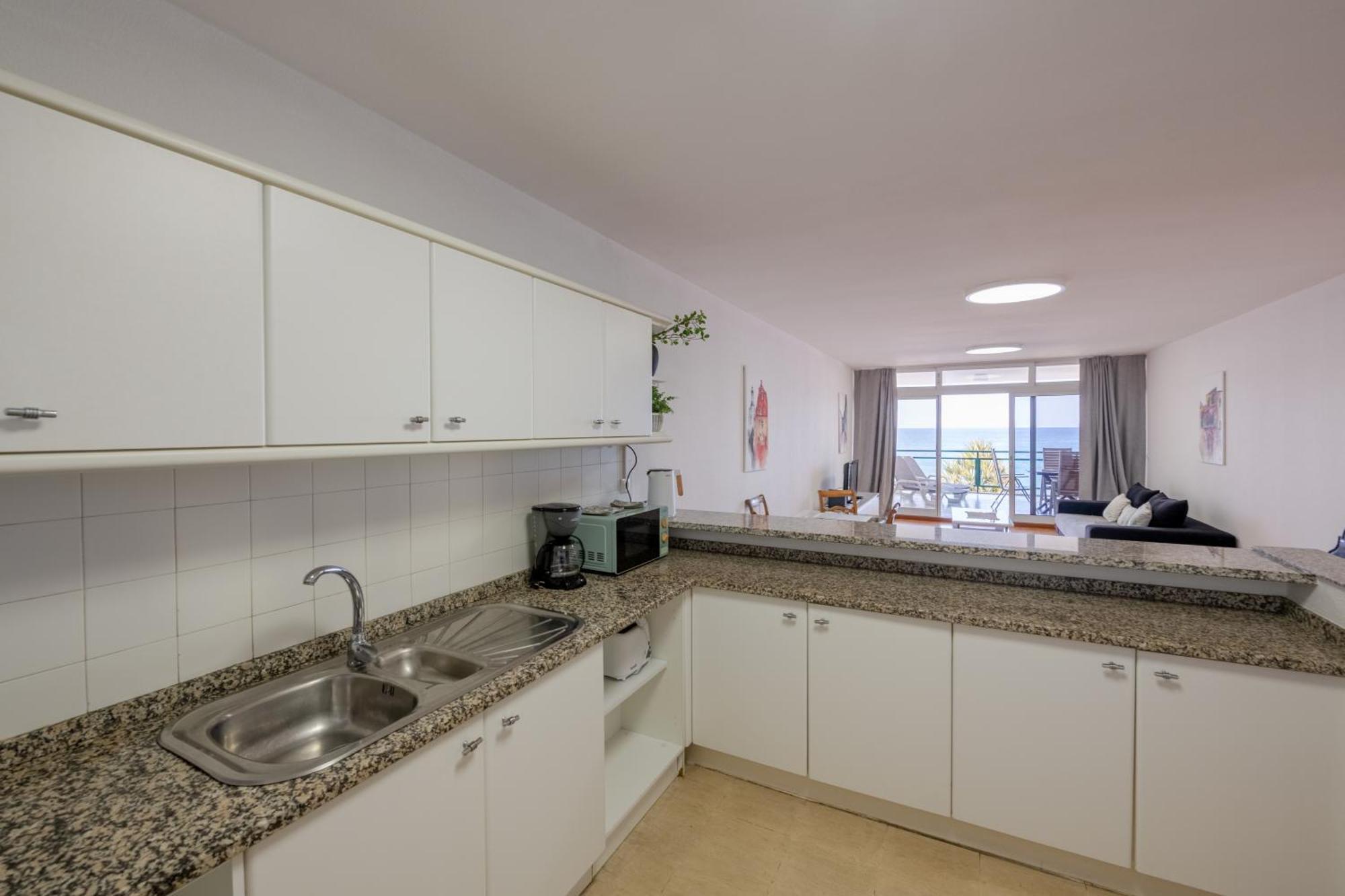 Atlantic View Apartment At Formosa Beach Funchal  Eksteriør billede