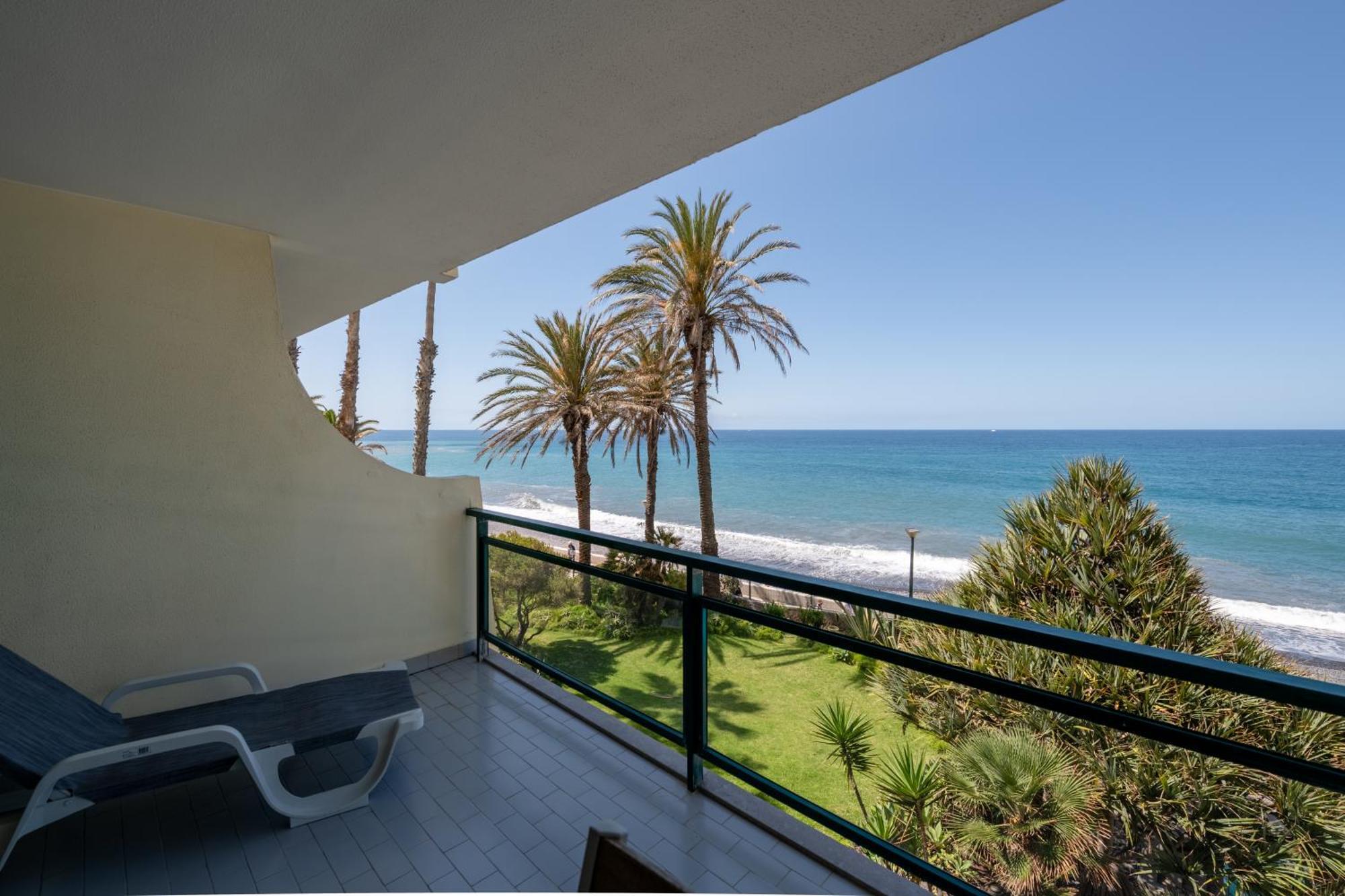 Atlantic View Apartment At Formosa Beach Funchal  Eksteriør billede