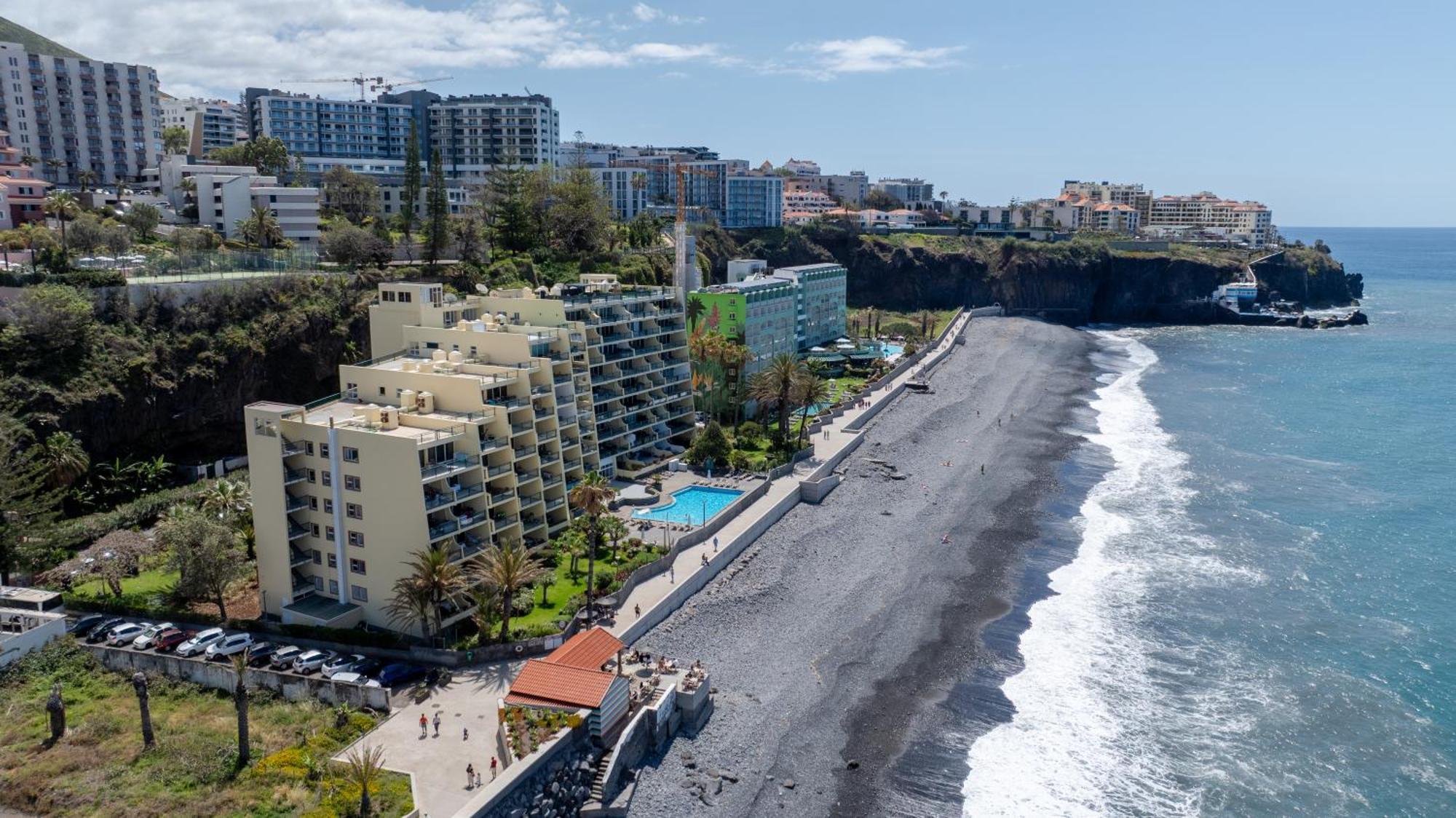 Atlantic View Apartment At Formosa Beach Funchal  Eksteriør billede