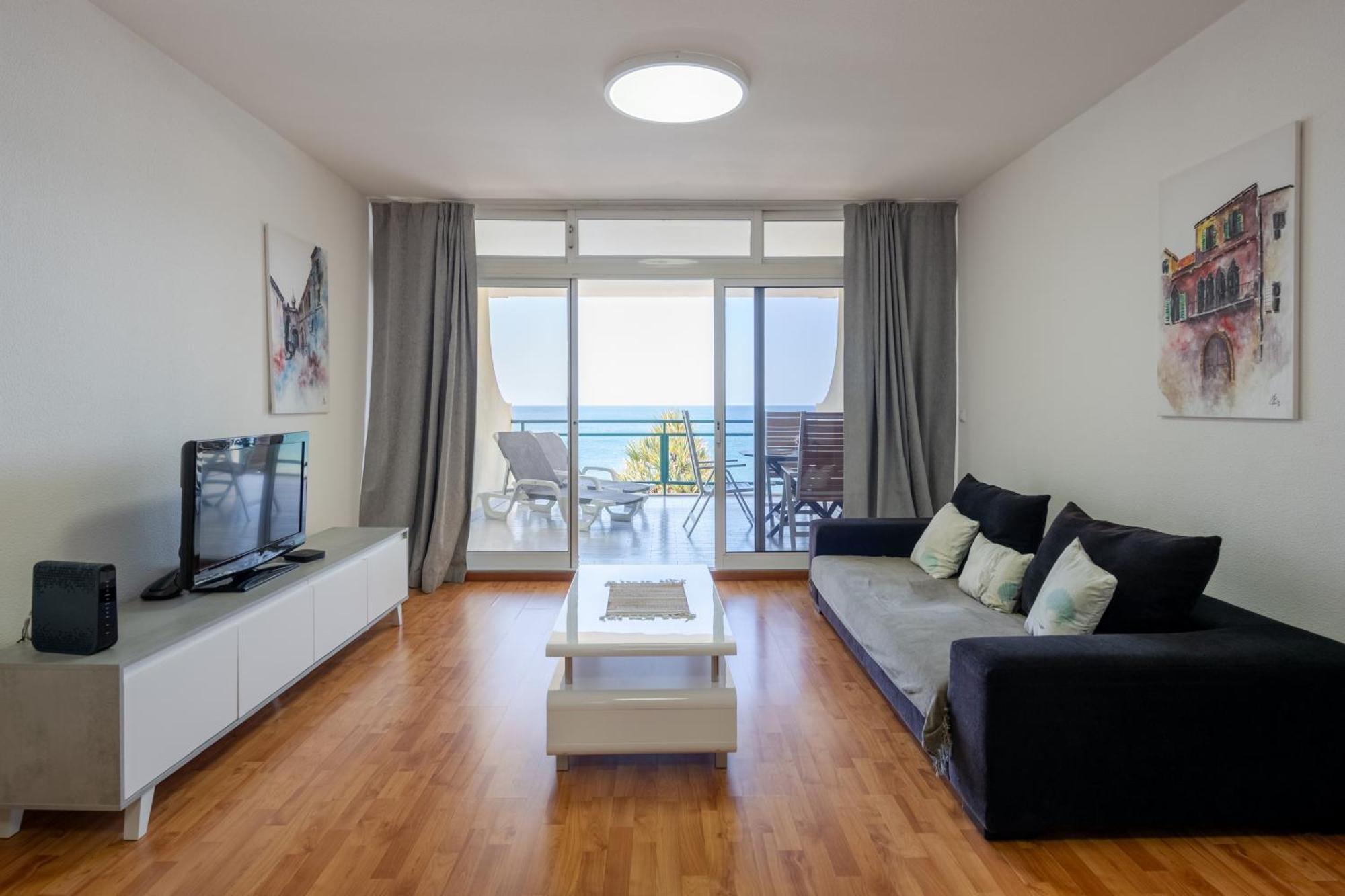 Atlantic View Apartment At Formosa Beach Funchal  Eksteriør billede