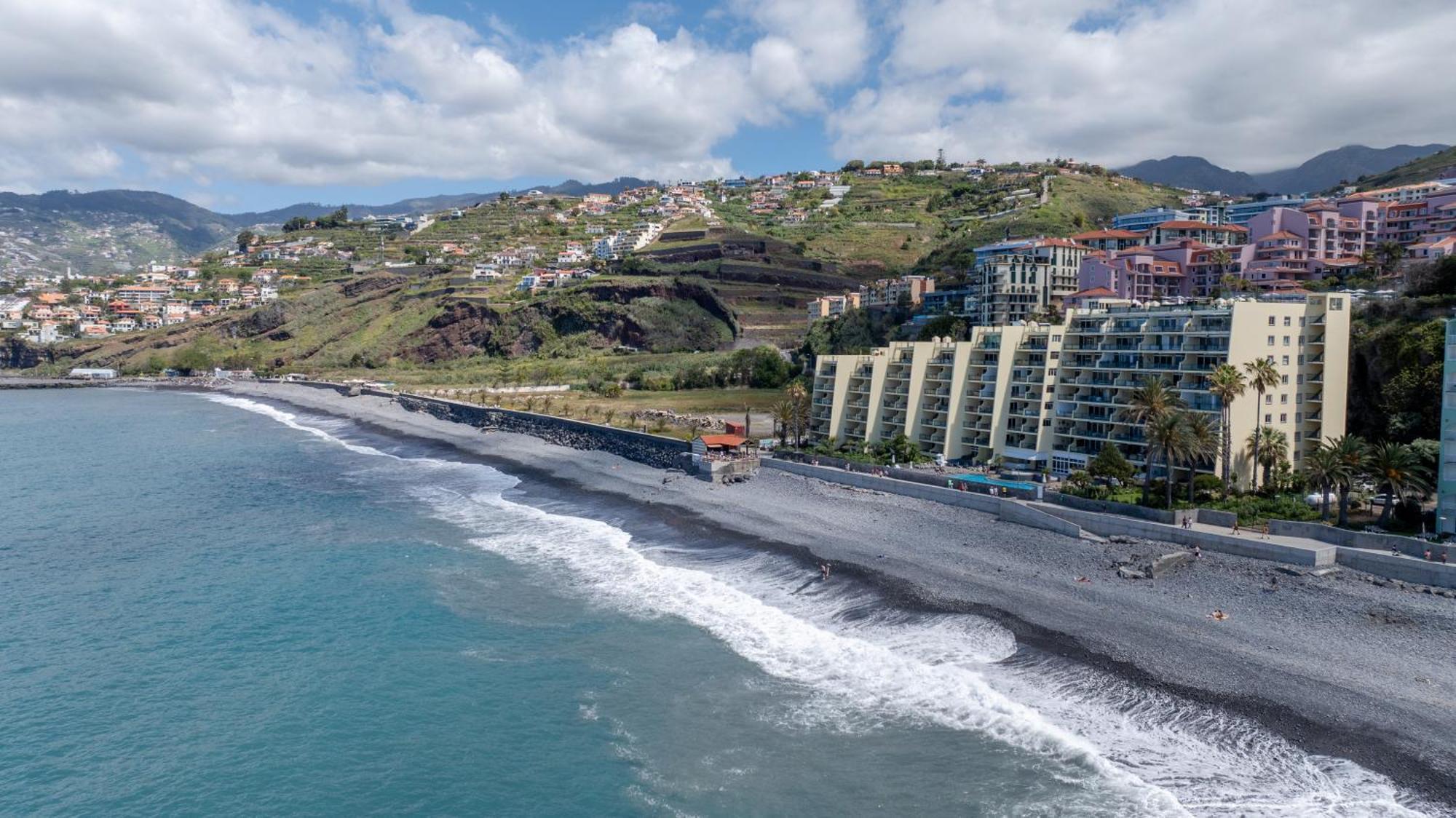 Atlantic View Apartment At Formosa Beach Funchal  Eksteriør billede